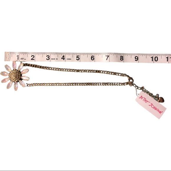 🌸 BETSEY JOHNSON | Pink Daisy Pave Necklace w/ Gold Chain - Picture 12 of 12